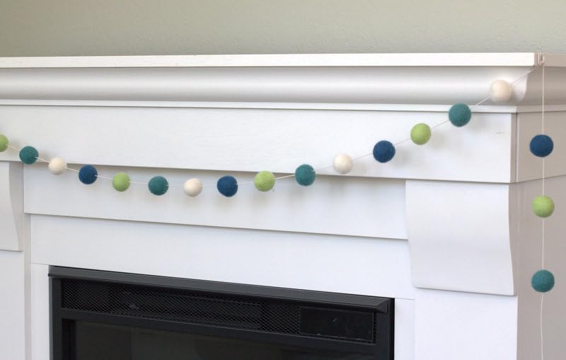 Matthew Mae Spring Felt Ball GARLAND - 1 Balls - Green Blue White