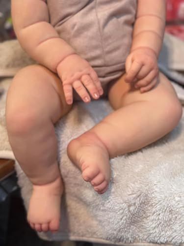 Zero Pam Realistic Baby Doll with Accessories 1