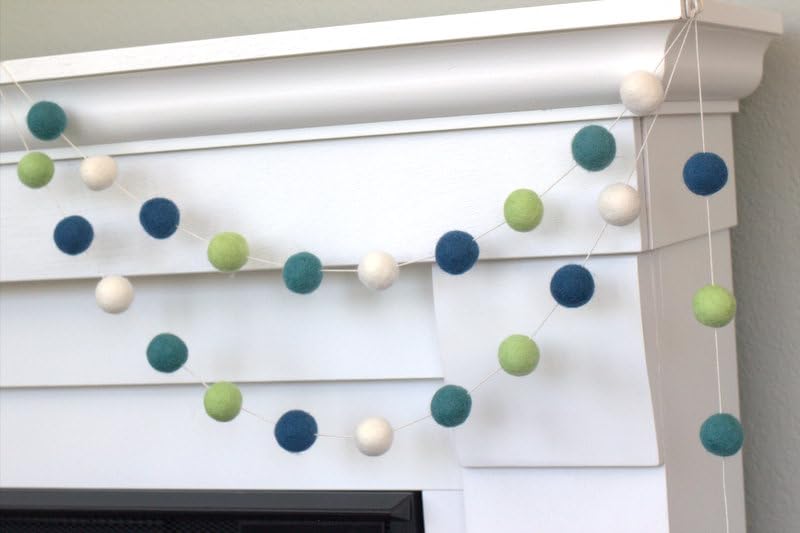 Matthew Mae Spring Felt Ball GARLAND - 1 Balls - Green Blue White