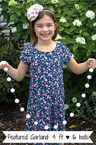 Matthew Mae Valentines Garland - Felt Balls Hearts