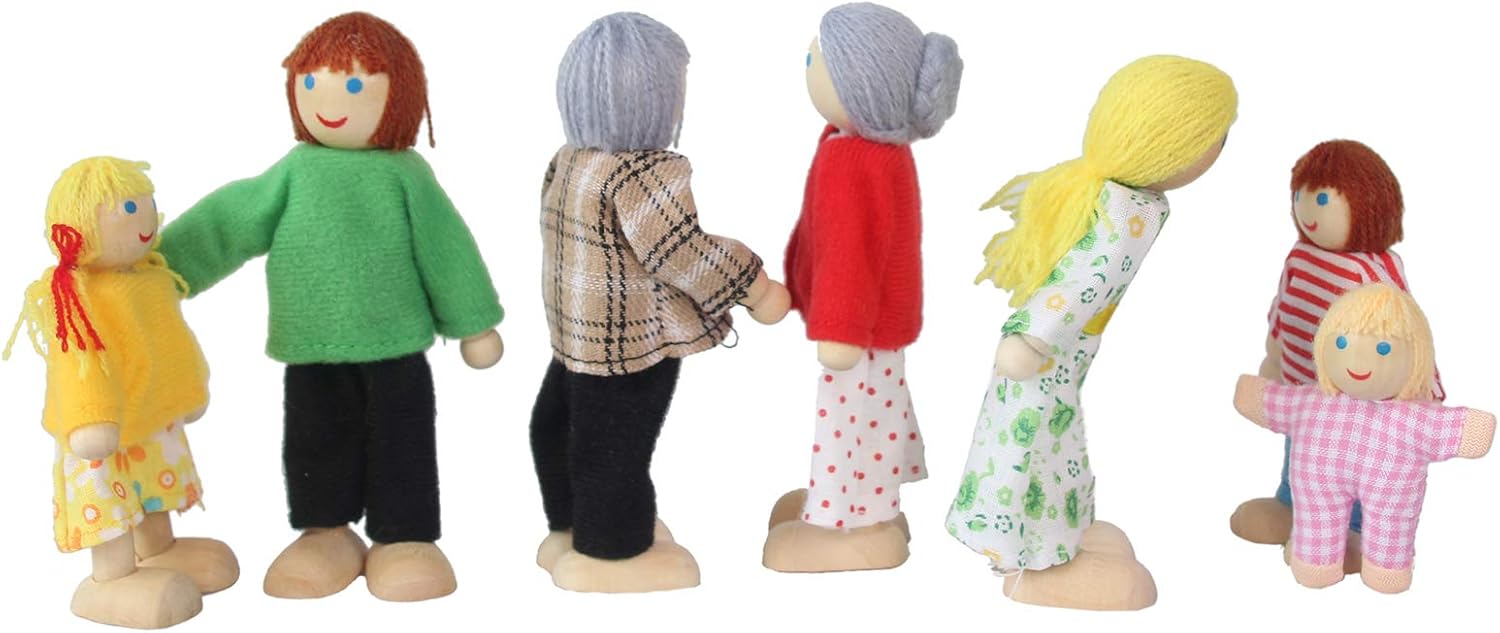 Yeooyoor Wooden Doll House Family 7 Figures