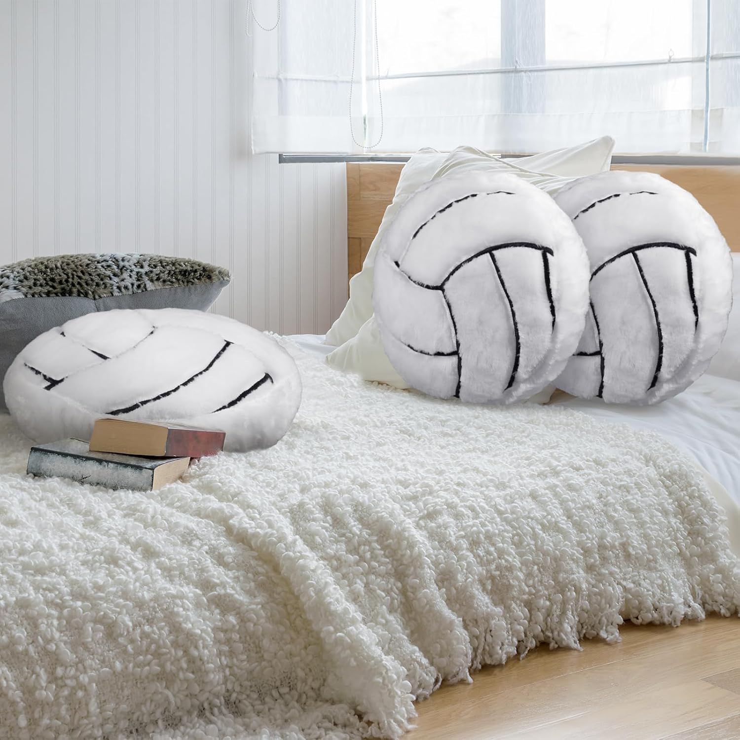 Gerrii 4 Pcs Volleyball Plush Throw Pillow