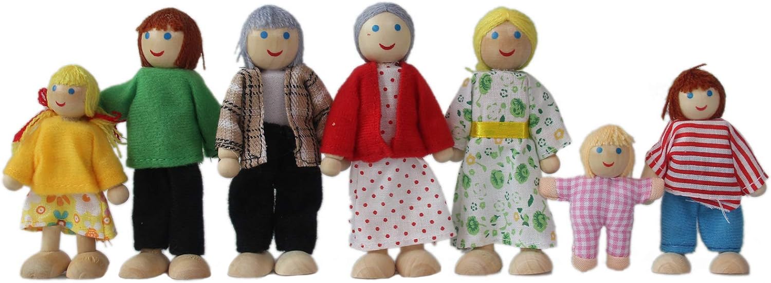 Yeooyoor Wooden Doll House Family 7 Figures