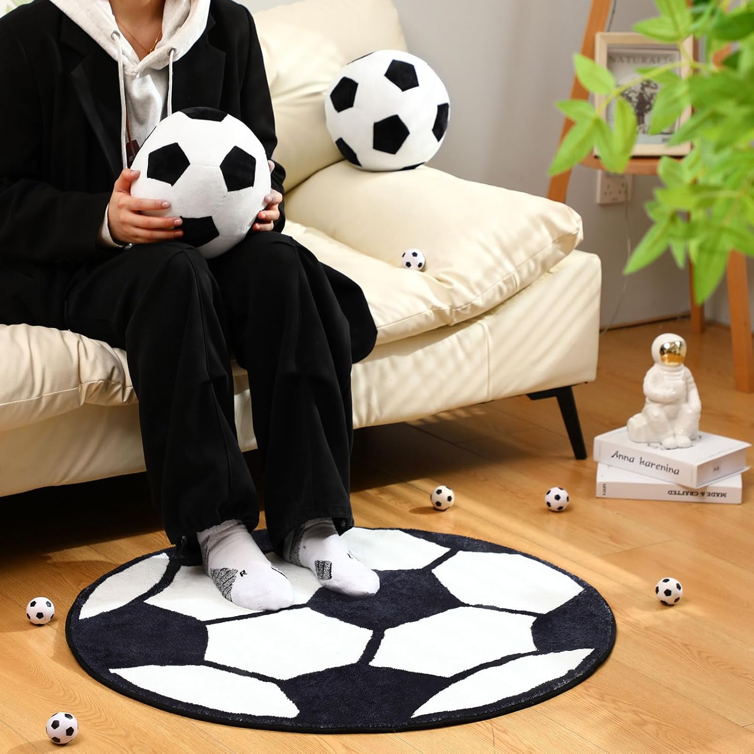 Nuanchu Soccer Plush Pillows and Rug Set