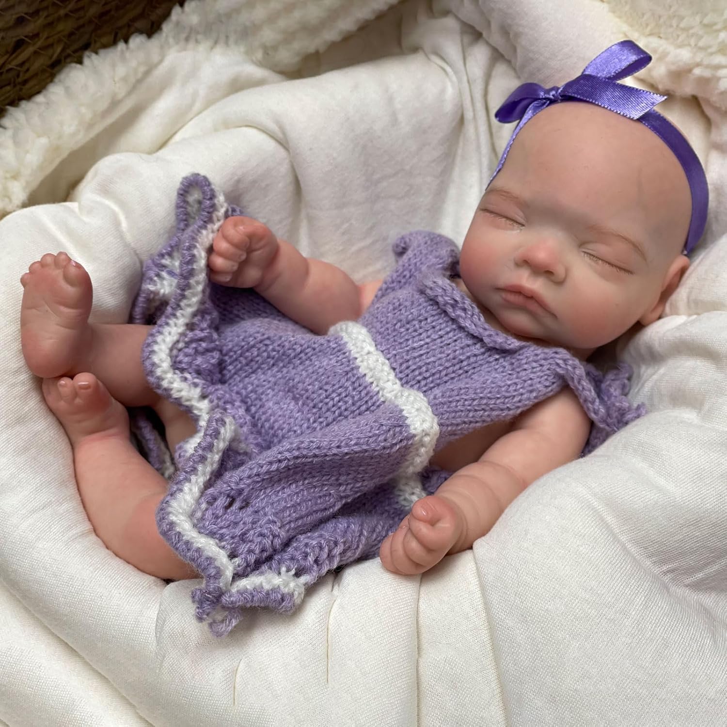 Abenduot 10inch Realistic Baby Doll Girl
